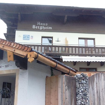 Haus Bergheim Apartment Saalbach-Hinterglemm Bagian luar foto