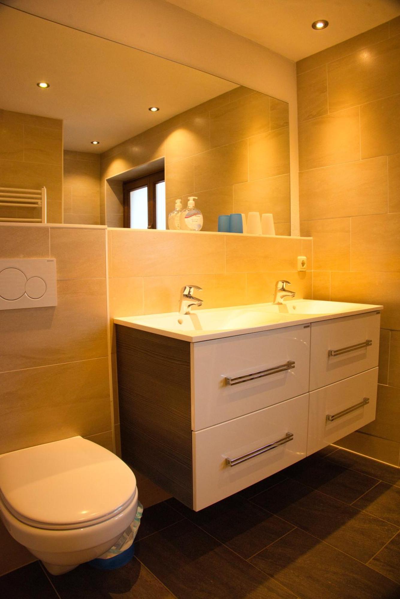 Haus Bergheim Apartment Saalbach-Hinterglemm Bagian luar foto