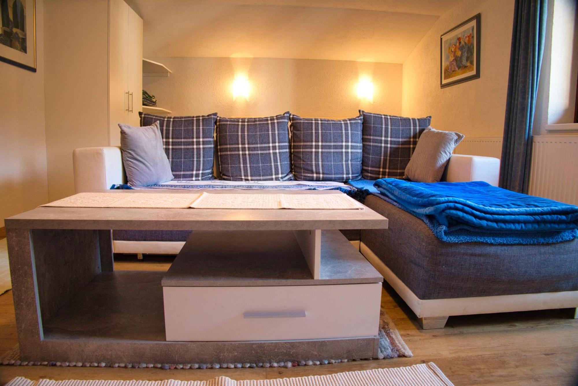 Haus Bergheim Apartment Saalbach-Hinterglemm Bagian luar foto